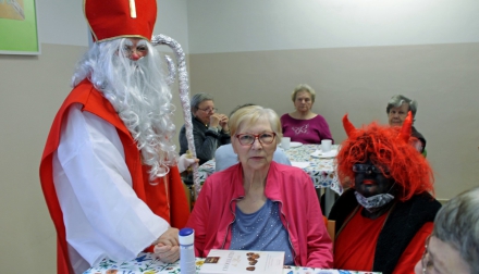 Navštívil náš Mikuláš se svou pohádkovou družinou Domov Alzheimer Most