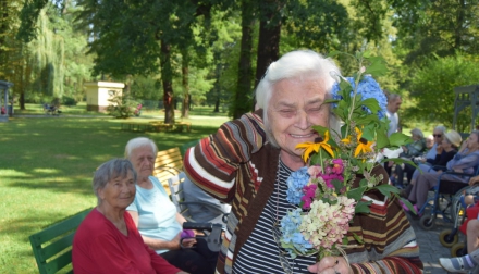 Domov Alzheimer Darkov květinky